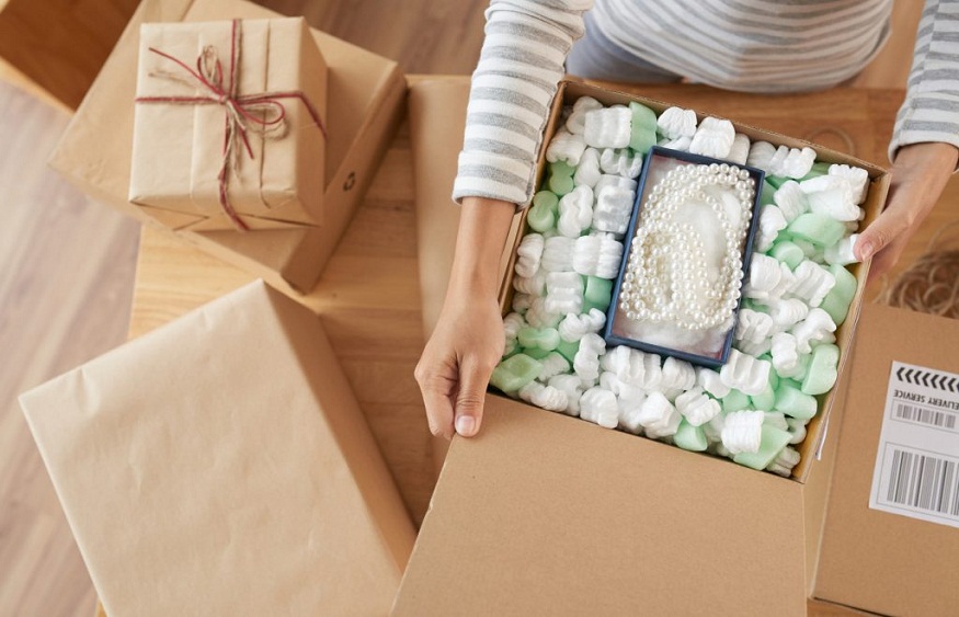 Packing Fragile Items Safely